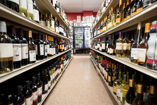 Liquor Store «Division Street Liquors», reviews and photos, 1759 W Division St, Chicago, IL 60622, USA