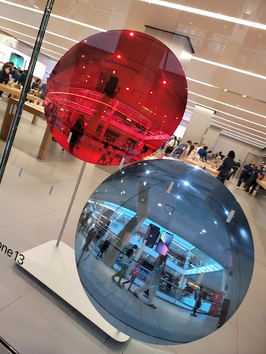 Computer Store «Apple Queens Center», reviews and photos, 90-15 Queens Blvd, Elmhurst, NY 11373, USA