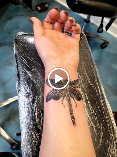 Body Piercing Shop «Black Ink Tattoo & Body Piercing», reviews and photos, 540 E Terra Cotta Ave, Crystal Lake, IL 60012, USA