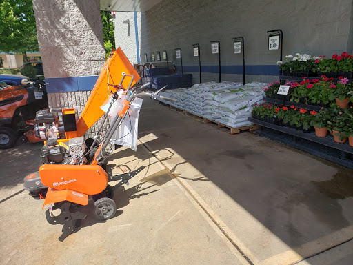 Animal Feed Store «Wilco Farm Store», reviews and photos, 2300 E Hancock St, Newberg, OR 97132, USA