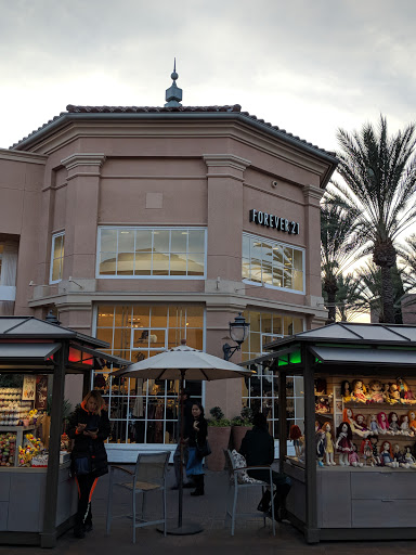 Clothing Store «Forever 21», reviews and photos, 757 Spectrum Center Dr, Irvine, CA 92618, USA