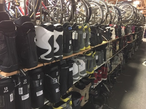 Sporting Goods Store «Play It Again Sports», reviews and photos, 3939 N Ashland Ave, Chicago, IL 60613, USA