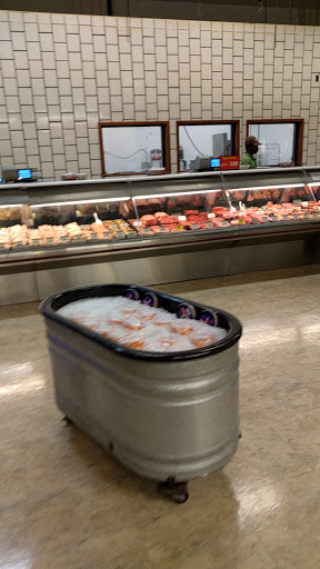 Grocery Store «Metro Market», reviews and photos, 1123 N Van Buren St, Milwaukee, WI 53202, USA