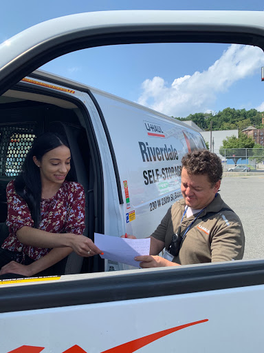 Truck Rental Agency «U-Haul Moving & Storage of Riverdale», reviews and photos, 230 W 230th St, Bronx, NY 10463, USA