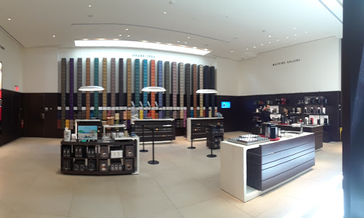 Coffee Shop «Nespresso Beverly Hills Boutique & Cafe», reviews and photos, 320 N Beverly Dr, Beverly Hills, CA 90210, USA