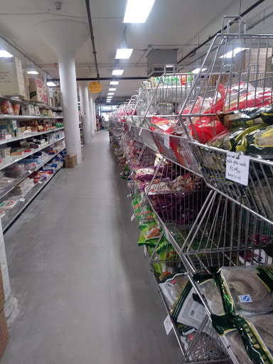 Asian Grocery Store «V-Mart international market», reviews and photos, 176 Narragansett Ave, Providence, RI 02907, USA