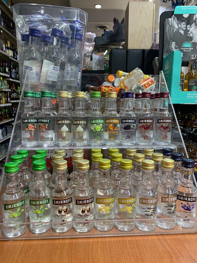 Liquor Store «Telegraph Liquor Store», reviews and photos, 11063 Telegraph Rd, Taylor, MI 48180, USA