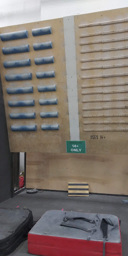 Rock Climbing Gym «Zenith Climbing Center», reviews and photos, 3534 E Sunshine St #3, Springfield, MO 65804, USA