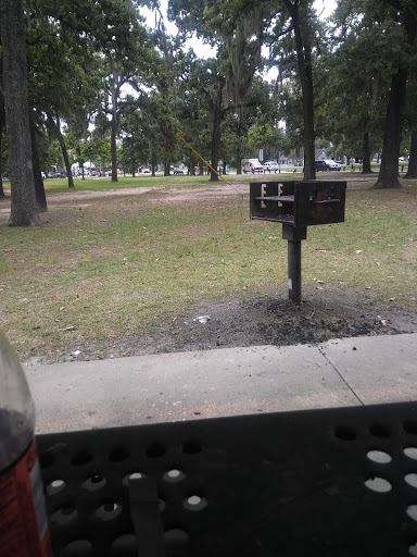 Community Center «Mason Community Center», reviews and photos, 541 S 75th St, Houston, TX 77023, USA