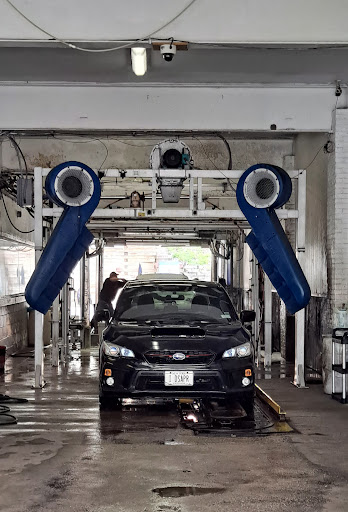 Car Wash «Aqua Car Wash & Detailing», reviews and photos, 616 New York Ave, Huntington, NY 11743, USA