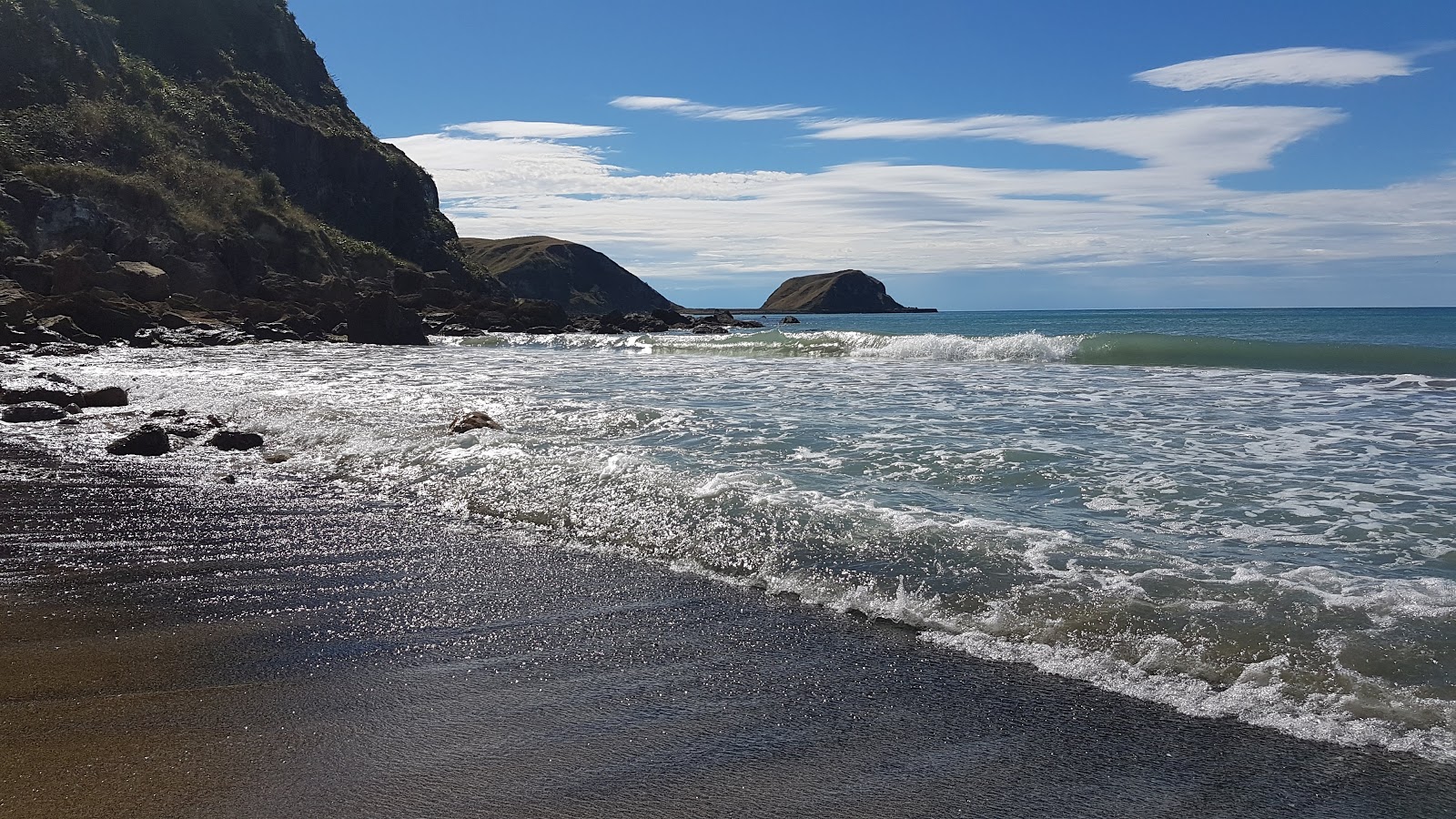 Tangoio Beach'in fotoğrafı - rahatlamayı sevenler arasında popüler bir yer