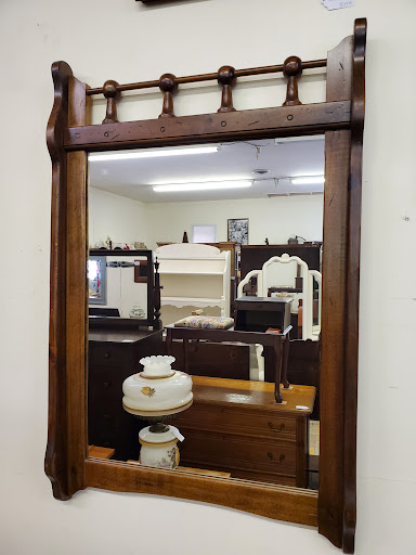 Furniture Store «Antiques To Present», reviews and photos, 1071 PA-100, Bechtelsville, PA 19505, USA