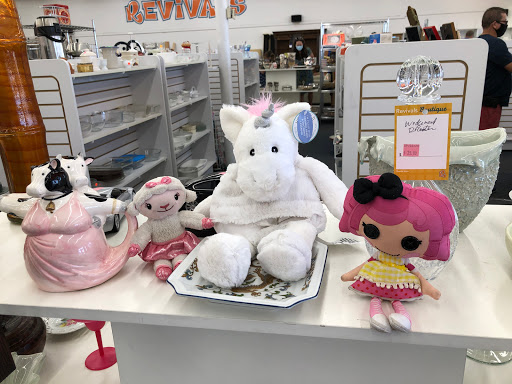 Consignment Shop «Revivals», reviews and photos