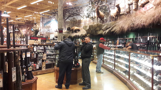 Sporting Goods Store «Bass Pro Shops», reviews and photos, 1000 Bass Pro Dr NW, Altoona, IA 50009, USA