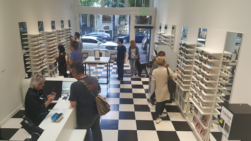 Optician «Warby Parker Annex», reviews and photos, 817 NW 23rd Ave, Portland, OR 97210, USA