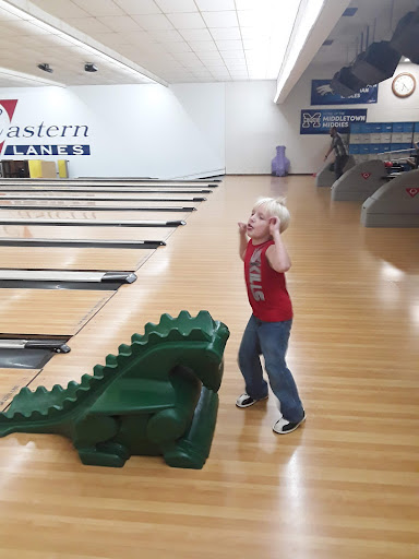 Bowling Alley «Eastern Lanes», reviews and photos, 6943 Coles Rd, Middletown, OH 45044, USA