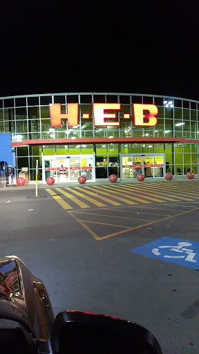 H-E-B image 9