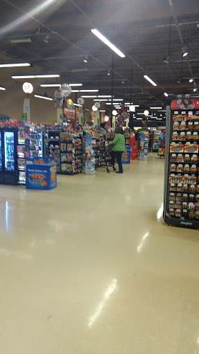 Supermarket «Giant Eagle Supermarket», reviews and photos, 9901 Mountain View Dr, West Mifflin, PA 15122, USA