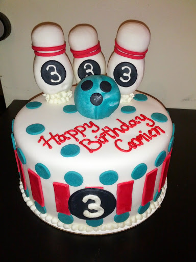 Bakery «Crème Cupcake + Dessert», reviews and photos, 543 28th St, Des Moines, IA 50312, USA