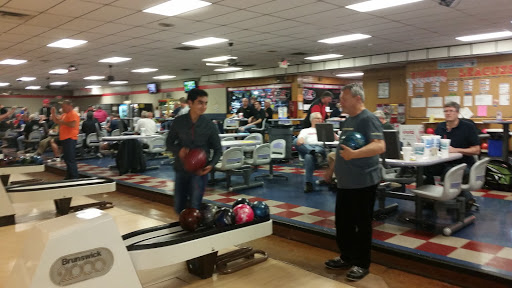 Bowling Alley «Poelking Woodman Lanes», reviews and photos, 3200 Woodman Dr, Kettering, OH 45420, USA