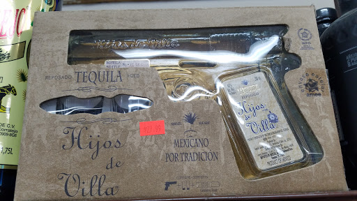 Liquor Store «Foremost Liquor Stores», reviews and photos, 178 S Broadway, Aurora, IL 60505, USA