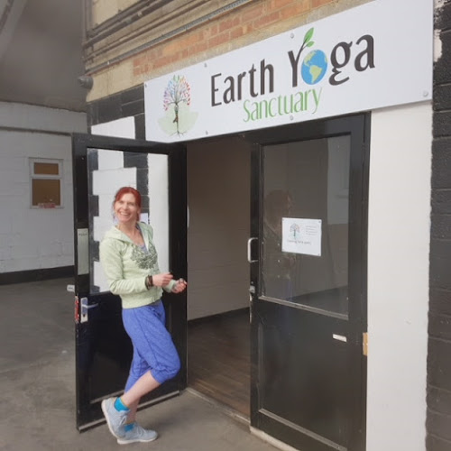 Earth Yoga Sanctuary - Yoga studio