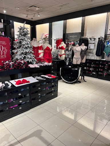 Shopping Mall «Visalia Mall», reviews and photos, 2031 S Mooney Blvd, Visalia, CA 93277, USA