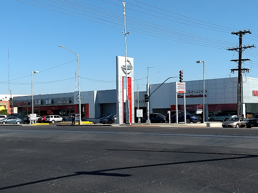 Nissan Mexicali Centro Civico