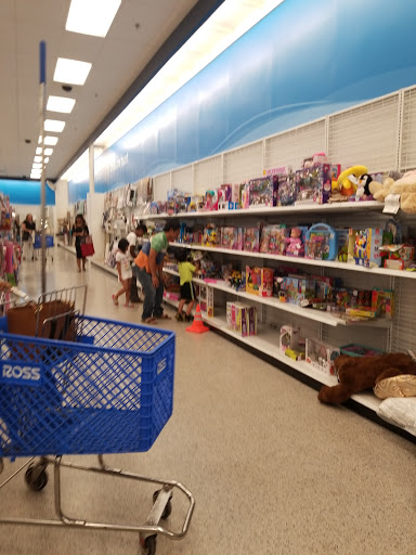 Clothing Store «Ross Dress for Less», reviews and photos, 3201 Eastway Dr, Charlotte, NC 28205, USA