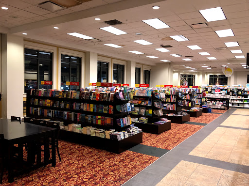 Book Store «Books&Co», reviews and photos, 4453 Walnut St, Beavercreek, OH 45440, USA