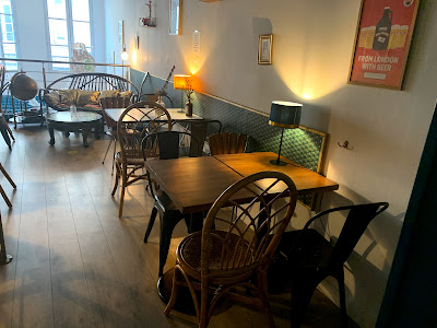 The Curious bar à La Rochelle