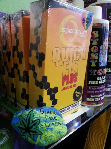 Tobacco Shop «Green Daze Glass & Smoke Shop», reviews and photos, 10323 SE Mill Plain Blvd, Vancouver, WA 98664, USA