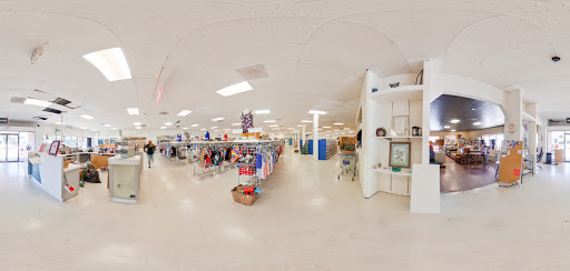 Thrift Store «Neighborhood Thrift Store Distribution Center», reviews and photos, 353 E Olive Ave, Fresno, CA 93728, USA