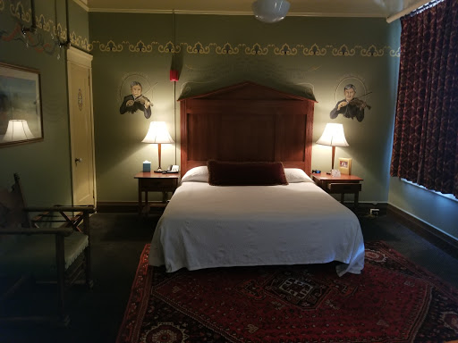 Hotel «McMenamins Grand Lodge», reviews and photos, 3505 Pacific Ave, Forest Grove, OR 97116, USA