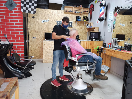 La Barbería de Valentín en Almuñécar, Granada