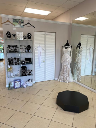 Boutique «Loretta Bridal boutique», reviews and photos, 28811 S Tamiami Trail, Bonita Springs, FL 34135, USA