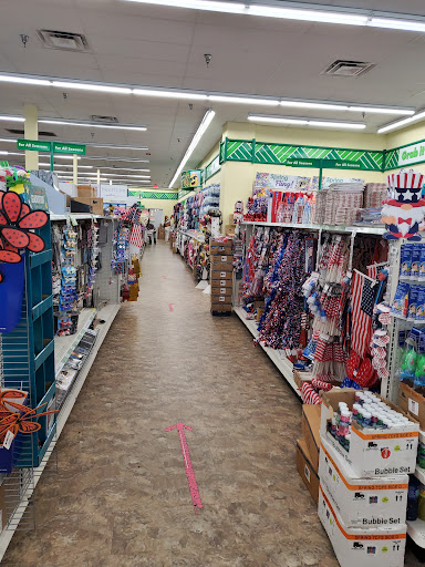 Dollar Store «Dollar Tree», reviews and photos, 376 Main St, Wakefield, MA 01880, USA