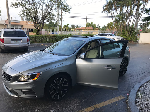 Volvo Dealer «Volvo Cars North Miami», reviews and photos, 19275 NW 2nd Ave, Miami, FL 33169, USA