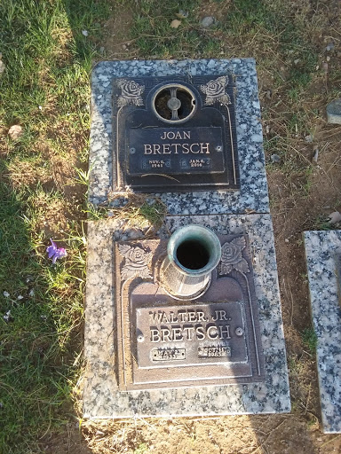 Funeral Home «Phoenix Memorial Park and Mortuary», reviews and photos, 200 W Beardsley Rd, Phoenix, AZ 85027, USA