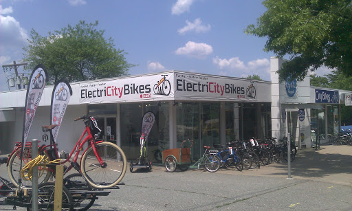 Bicycle Store «City Bikes Tenleytown», reviews and photos, 4810 Wisconsin Ave NW, Washington, DC 20016, USA
