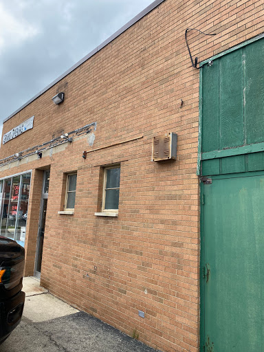 Pawn Shop «Champions Pawn & Jewelry Exchange», reviews and photos, 205 N Joliet St, Joliet, IL 60432, USA