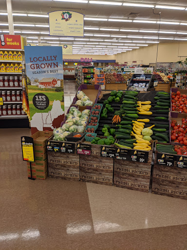 Grocery Store «Hannaford Supermarket», reviews and photos, 773 Stillwater Ave, Bangor, ME 04401, USA