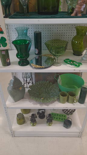 Thrift Store «Goodwill - Lakeville», reviews and photos