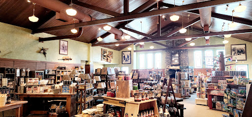 Sporting Goods Store «Bass Pro Shops», reviews and photos, 2501 Bass Pro Dr, Grapevine, TX 76051, USA