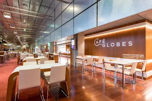 Café des Globes image