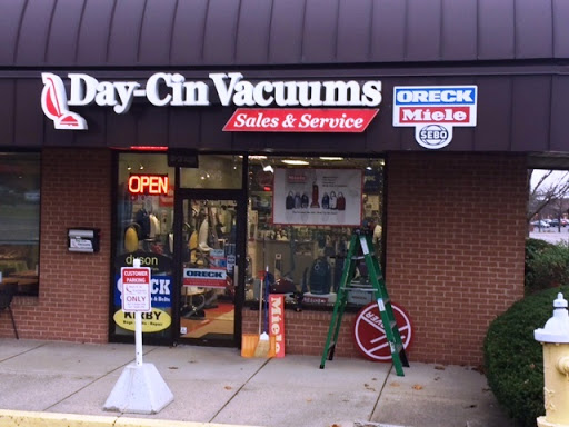 Industrial vacuum equipment supplier Dayton