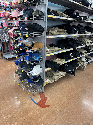 Department Store «Walmart Supercenter», reviews and photos, 1195 Barrett Blvd, Henderson, KY 42420, USA