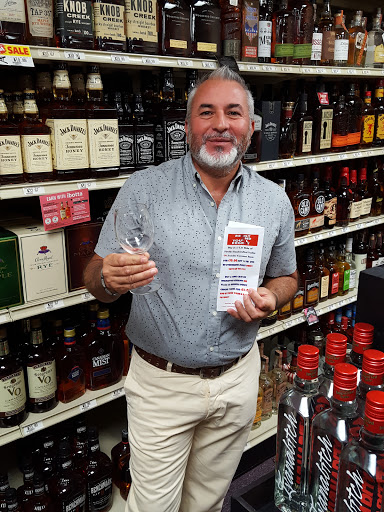 Liquor Store «67 Wine & Spirits Inc», reviews and photos, 5479 N Federal Hwy, Fort Lauderdale, FL 33308, USA