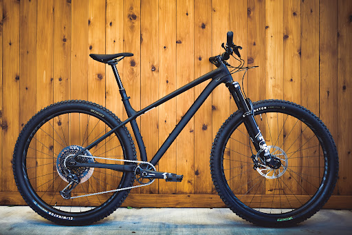 Bicycle Store «Paradise Garage», reviews and photos, 921 N High St, Columbus, OH 43201, USA