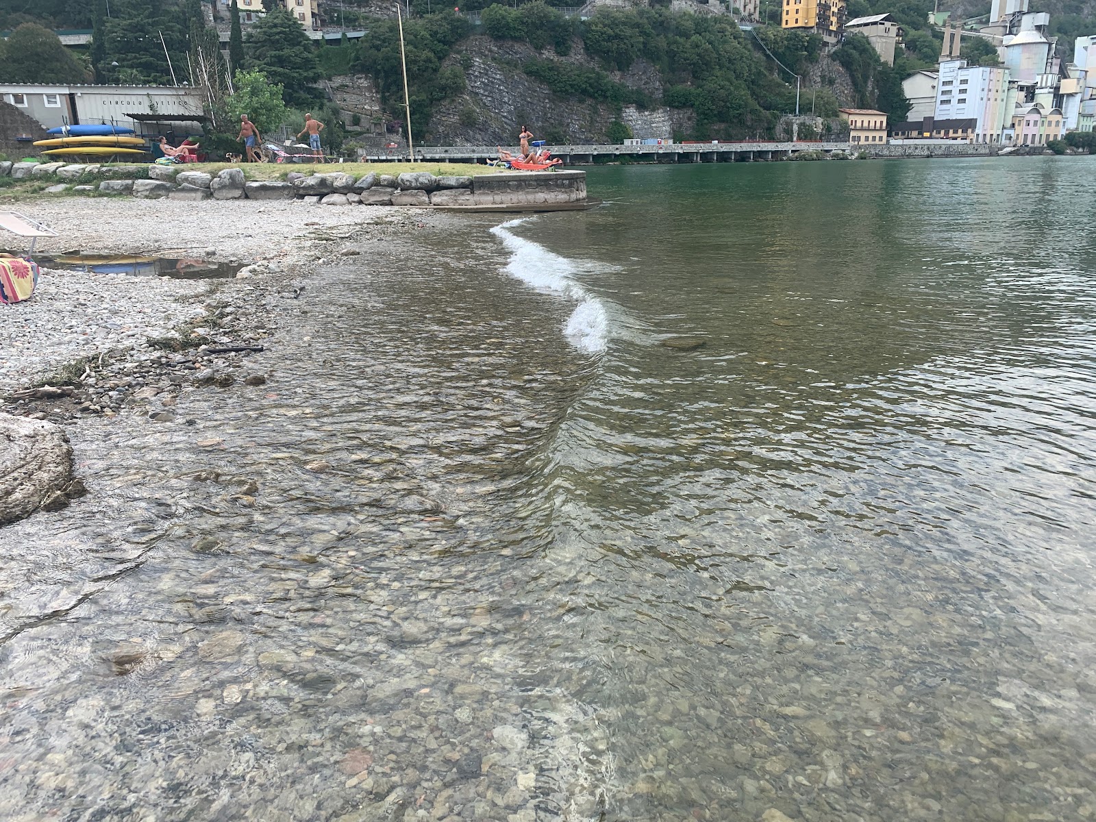 Photo de Spiaggetta pubblica avec un rivage droit